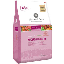 네츄럴코어 - 70% 유기농 에코6 센시티브 솔루션 (연어) 큰입자 10kg + [증정] 치즈브림 버라이어티팩